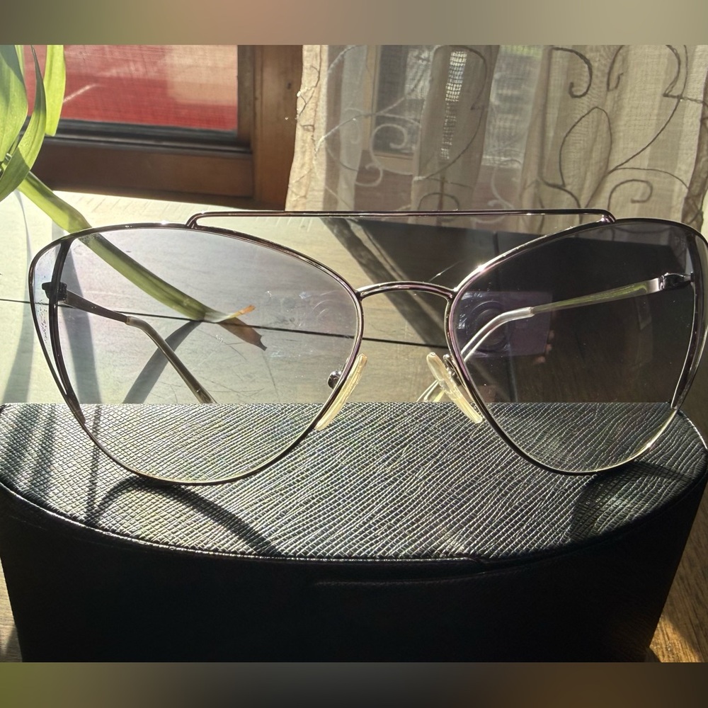 PRICE DROP! Authentic PRADA SUNGLASSES CATWALK COLLECTION with CASE - Picture 2 of 7